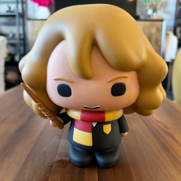Hermione Granger Harry Potter Acrylic Bank - Picture 5 of 6